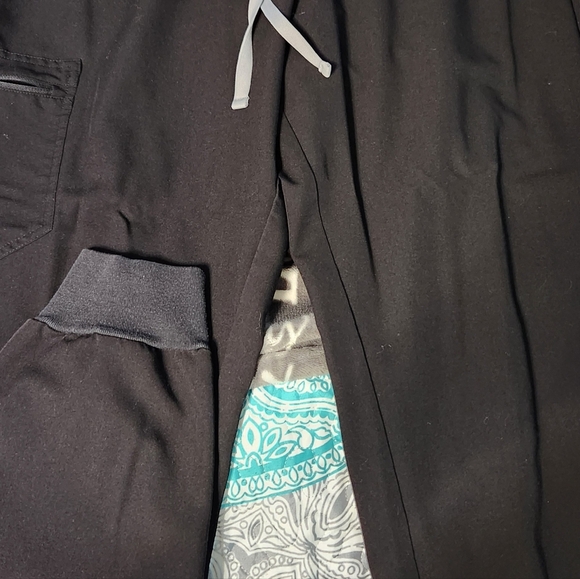 Figs black xl joggers Technical Collection - Picture 3 of 3